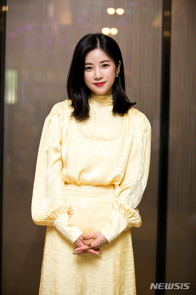 [서울=뉴시스] 영화 '불량한 가족'에 출연한 에이핑크 박초롱. (사진=스톰픽쳐스코리아 제공) 