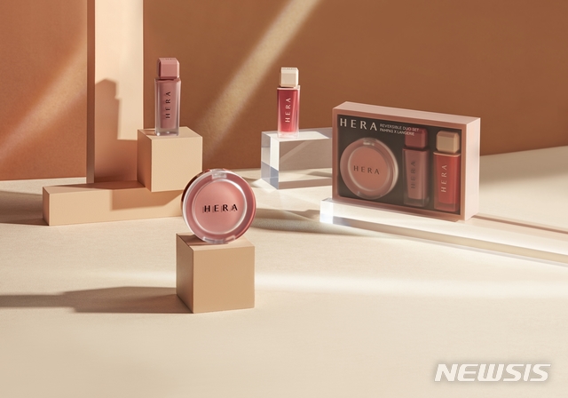헤라, '리버서블 듀오 세트 팜파스X란제리' 출시 