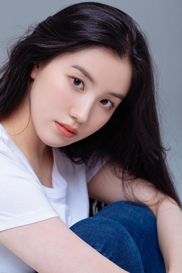 [서울=뉴시스] 걸그룹 프리스틴(PRISTIN) 출신 배우 박시연 (사진 = 수연강 엔터테인먼트) 2020.07.03. photo@newsis.com