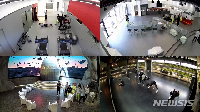 [서울=뉴시스] 글로벌 서바이벌 프로그램 'I-LAND'(이하 '아이랜드')가 지원자들을 만날 수 있는 라이브 캠을 공개했다. (사진 = 엠넷, tvN) photo@newsis.com