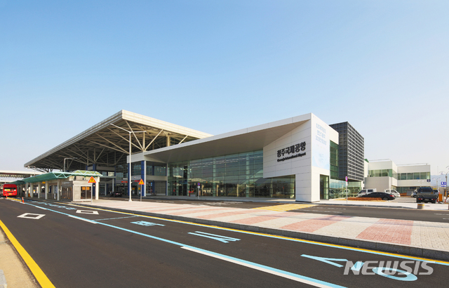 [청주=뉴시스]청주국제공항 국내선 증축 후 전경. photo@newsis.com