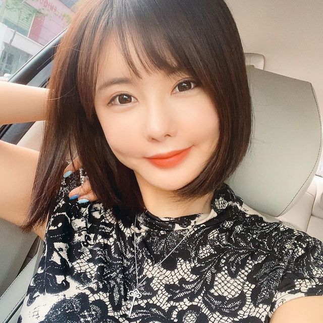 [서울=뉴시스] 레이싱모델 겸 BJ 류지혜. (사진 = 류지혜 인스타그램) 2020.07.08. photo@newsis.com