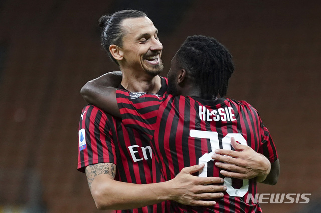 [밀라노=AP/뉴시스] AC밀란 베테랑 골잡이 즐라탄 이브라히모비치. 2020.07.07.