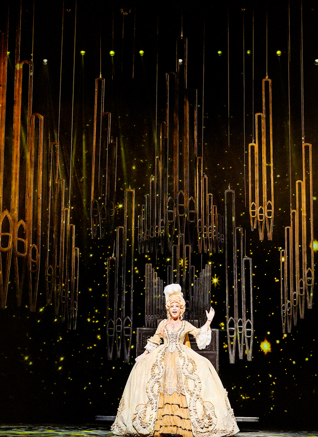 [서울=뉴시스] 뮤지컬 '모차르트!' 발트슈테텐 남작부인 신영숙. 2020.07.09. (사진 = EMK뮤지컬컴퍼니 제공) photo@newsis.com 