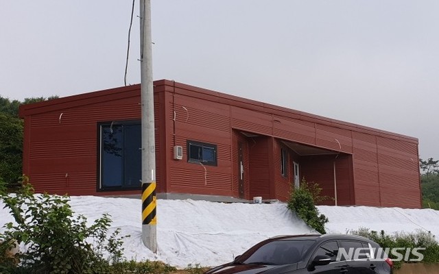 [서울=뉴시스]개관 앞두고 공사 중인 노동문학관. (사진 = 노동문학관 제공) 2020.07.09.photo@newsis.com