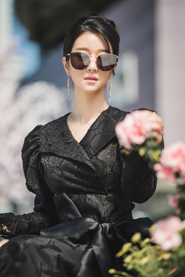 [서울=뉴시스] tvN 주말극 '사이코지만 괜찮아' 속 서예지 (사진 = tvN) 2020.07.09. photo@newsis.com