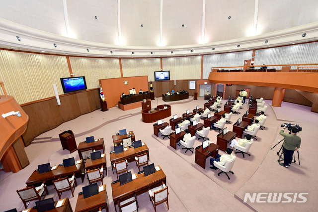 [진주=뉴시스] 진주시의회 회기.(사진=뉴시스 DB).photo@newsis.com