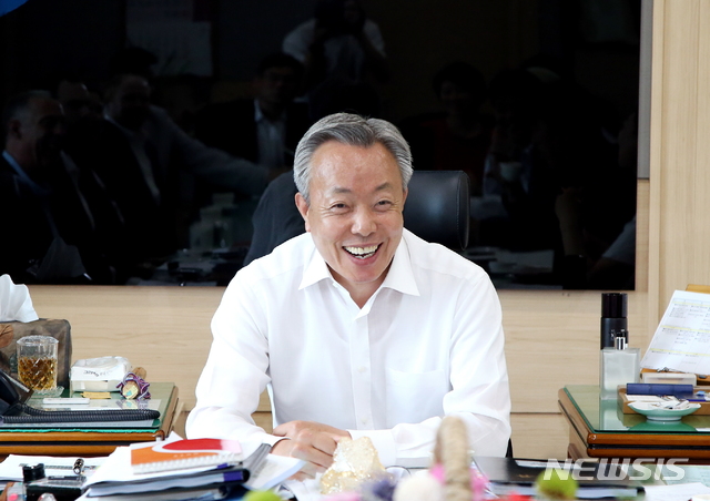 경남 하동군 윤상기 군수.