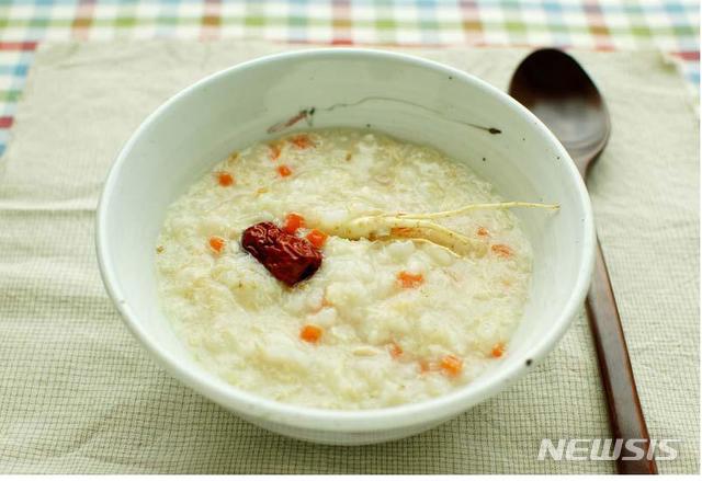 [세종=뉴시스] 인삼닭죽(사진=농촌진흥청)