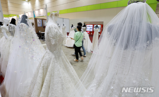 [서울=뉴시스] 웨덱스코리아 웨딩박람회. (사진=뉴시스 DB). photo@newsis.com