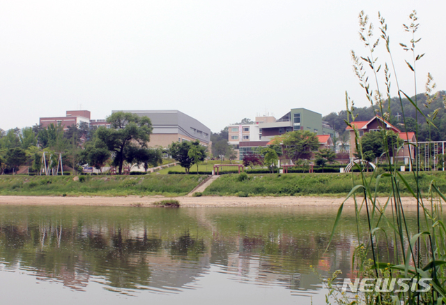 [청주=뉴시스] 인진연 기자 = 은여울 중학교 전경. (사진=충북교육청 제공) 2020.07.23photo@newsis.com