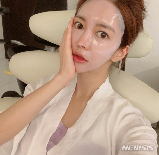 [서울=뉴시스] 쇼핑몰 대표 겸 인플루언서 박현선. (사진 = 박현선 인스타그램) photo@newsis.com