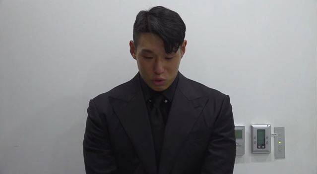 [서울=뉴시스] 유튜브 채널 '야생마TV'의 야생마의 사과 영상. (사진 = '야생마TV' 캡처) 2020.07.27. photo@newsis.com