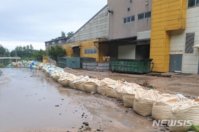 충북 제천자원관리센터 내 시설 수해복구 공사가 진행되고 있다.