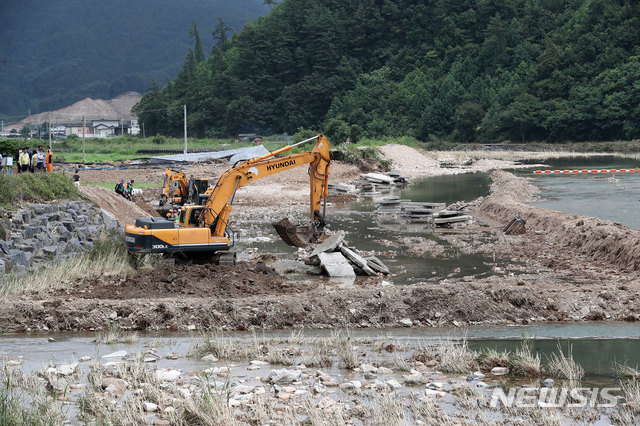 [홍성=뉴시스] 충남도 내 수해복구현장 