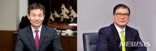 [서울=뉴시스]최근 연임이 확정된 이중무 애큐온캐피탈 대표(사진 왼쪽)와 이호근 애큐온저축은행 대표. (사진=각사 제공) 2020.08.04. photo@newsis.com