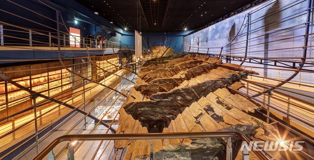 [서울=뉴시스]선미에서 바라본 신안선의 내부 구조모습(사진=국립해양문화재연구소 제공)2020.08.04 photo@newsis.com