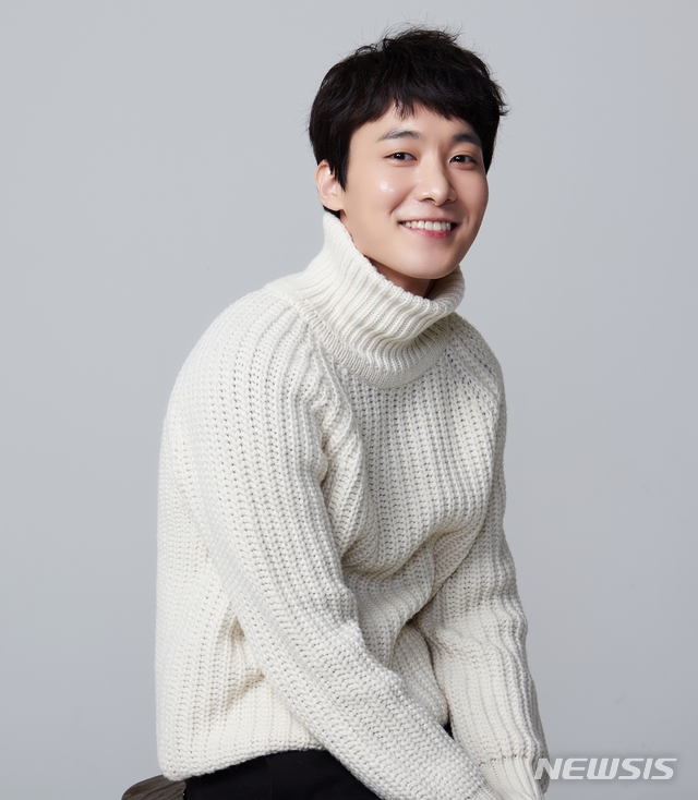 [서울=뉴시스] 배우 장률 (사진 = 스타빌리지 엔터테인먼트) 2020.08.12. photo@newsis.com