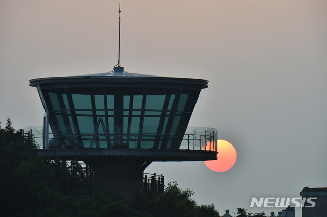 대구 앞산 해넘이 전망대 