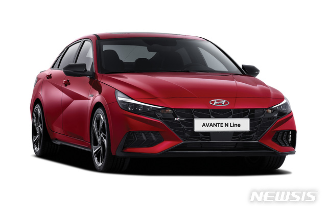 [서울=뉴시스]현대차 올 뉴 아반떼 N라인. (사진=현대차 제공)