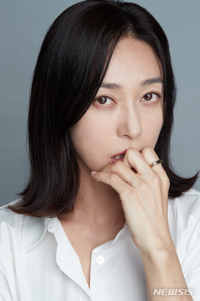 [서울=뉴시스] 배우 장영남 (사진 = 앤드마크) 2020.08.14. photo@newsis.com