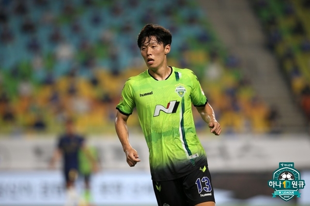 [수원=뉴시스] 프로축구 전북 현대 김보경이 3경기 연속골을 터트렸다. (제공=프로축구연맹)