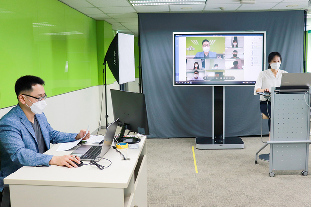 "법정의무교육 온라인으로 하세요"