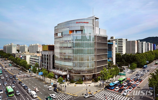 [서울=뉴시스] 롯데하이마트 대치 본사 사옥. (사진=롯데하이마트 제공)