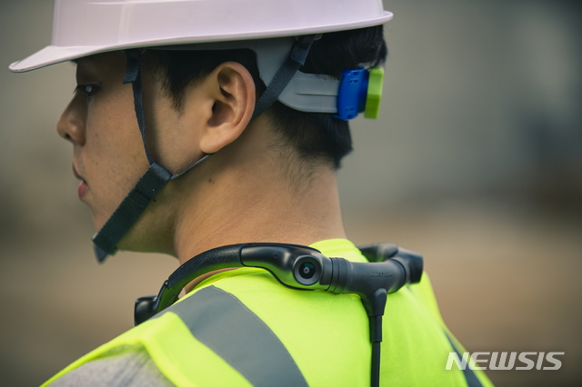 [서울=뉴시스] 캐논코리아비즈니스솔루션(BS)가 27일 출시한 360도 웨어러블 카메라 ‘NEXX360’ 이미지 (제공=캐논코리아BS)