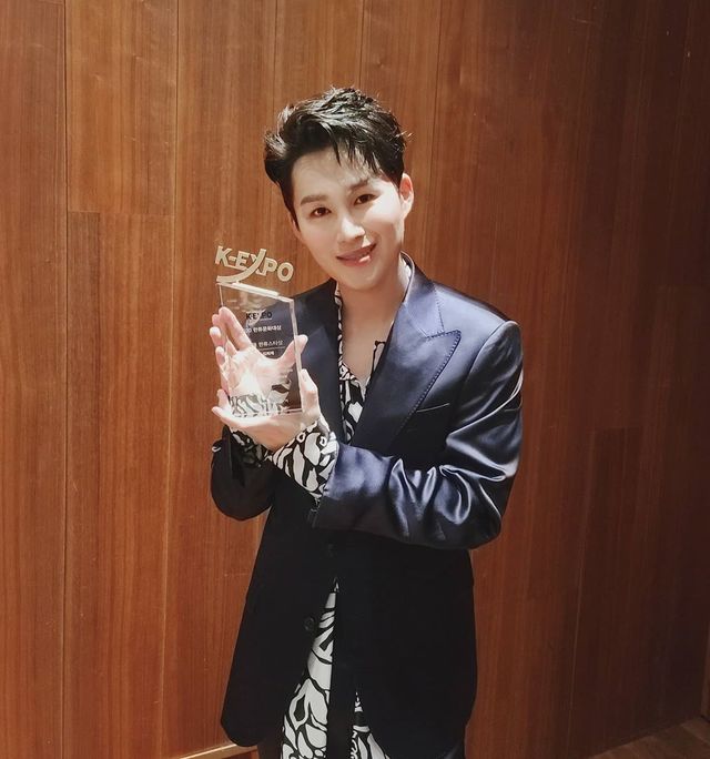 [서울=뉴시스] 가수 김희재. (사진 = 김희재 인스타그램) 2020.08.27. photo@newsis.com