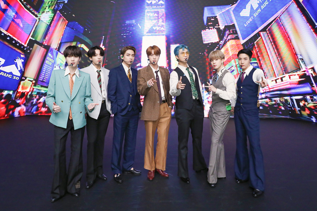 [서울=뉴시스] 방탄소년단_MTV VMA_단체. 2020.08.31. (사진 = 빅히트 엔터테인먼트 제공) photo@newsis.com&nbsp;&nbsp;&nbsp;&nbsp;&nbsp; 