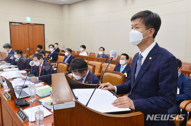 [서울=뉴시스] 홍효식 = 김대지 국세청장. photo@newsis.com