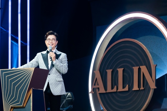 [서울=뉴시스] tvN 새 음악 예능물 '올인' MC 김성주 (사진 = tvN) 2020.09.04. photo@newsis.com