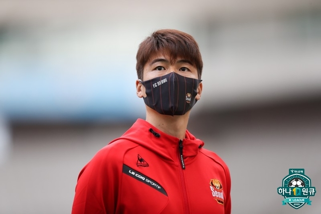 [서울=뉴시스] 기성용이 3941일 만에 FC서울 홈 복귀전을 치렀다. (제공=프로축구연맹)