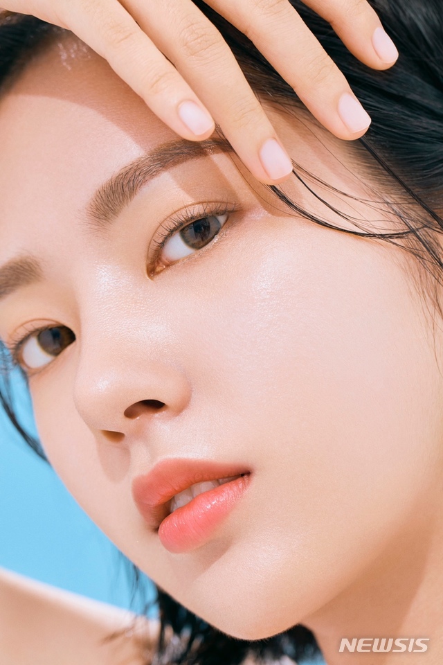 [서울=뉴시스] 배우 이루비. (사진 = 보나쥬르 제공) photo@newsis.com