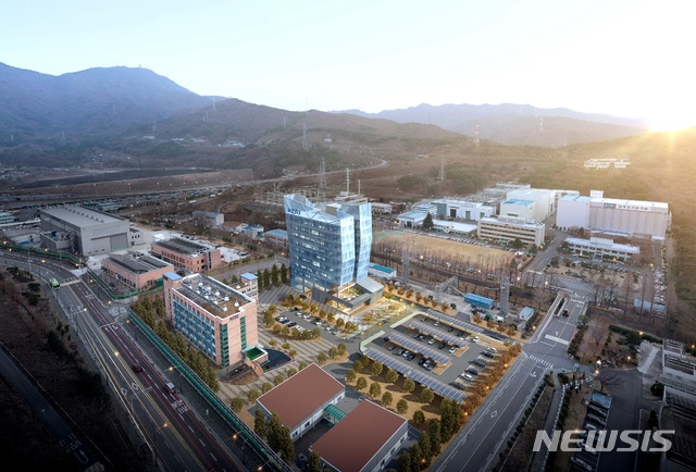 [창원=뉴시스] 강경국 기자 = 경남 창원 강소연구개발특구 R&D 융합지구 조감도. (사진=창원시청 제공). 2020.09.17.photo@newsis.com