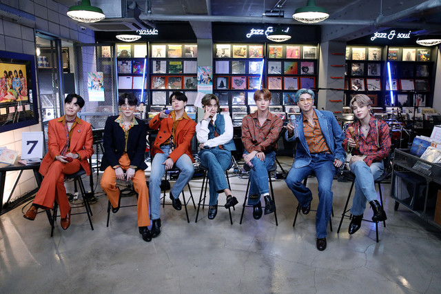 [서울=뉴시스] 방탄소년단_NPR Tiny Desk Concert_단체. 2020.09.22. (사진 = 빅히트 엔터테인먼트 제공) photo@newsis.com