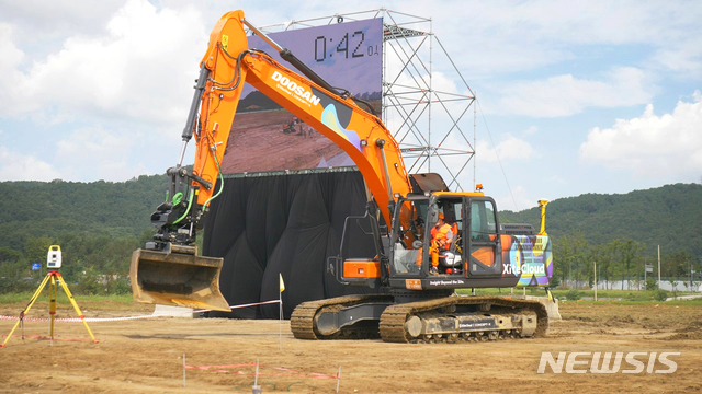 달아오르는 두산인프라코어 인수전…3조 자구안 마무리 수순
