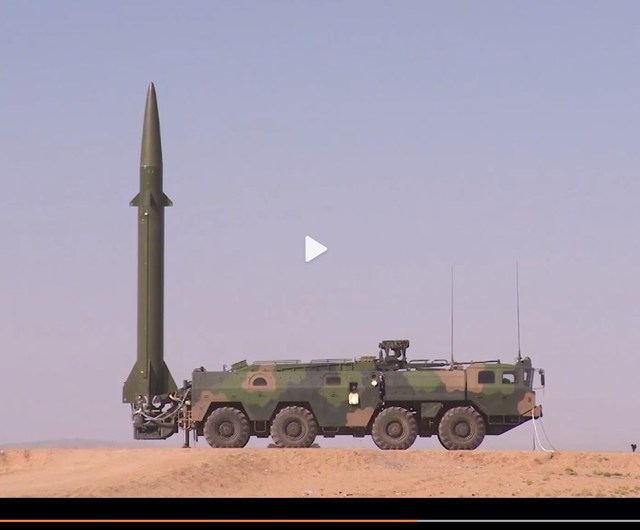 중국군 둥펑-11 단거리 탄도미사일 발사 훈련 모습. 사진출처 해방군보 웨이보 캡처. 2020.09.25 