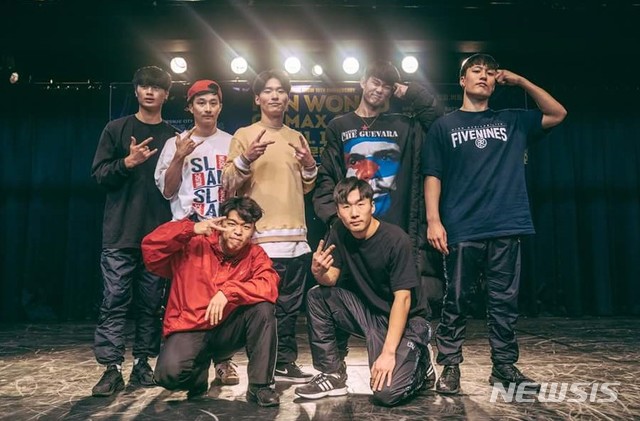 제2회 충주세계무예 액션영화제 홍보 버스킹 나서는 트레블러 크루