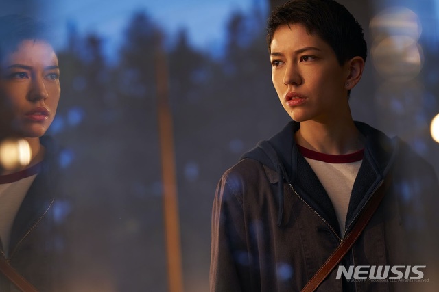 [서울=뉴시스] 미드 '데브스' 스틸. (사진=왓챠 제공)