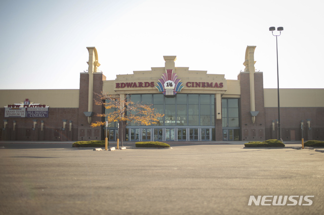 [아이다호폴스=AP/뉴시스] 5일(현지시간) 미국 아이다호주 아이다호폴스에 있는 리걸 시네마 상영관의 모습. 4일 리걸 시네마 모기업 시네월드는 미국과 영극의 상영관 운영을 중단한다고 발표했다. 2020.10.06. 