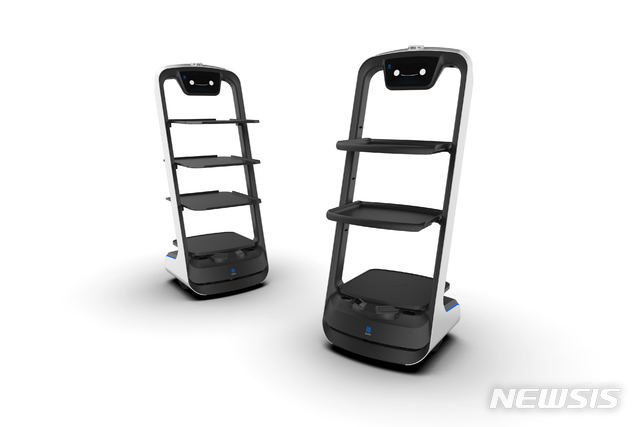 [서울=뉴시스]브이디컴퍼니의 자율주행 서빙로봇 '푸두봇'