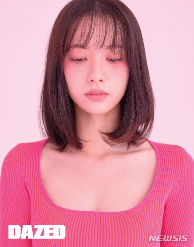 [서울=뉴시스] 그룹 우주소녀 보나. (사진 = 데이즈드 제공) photo@newsis.com