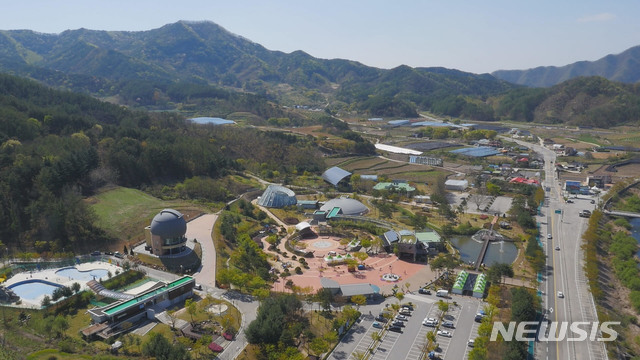 [무주=뉴시스] 한훈 기자 = 전북 무주반디랜드전경.(사진=무주군 제공).2020.10.08.  photo@newsis.com