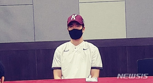 [서울=뉴시스]권혁진 기자 = 김창현 키움 히어로즈 감독대행. 