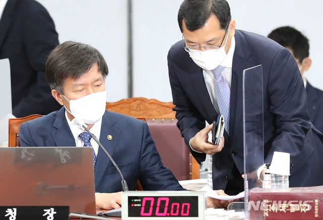 '구글 통행세·유튜버 탈세·빗썸 과세'…'디지털 국감' 치른 국세청(종합)