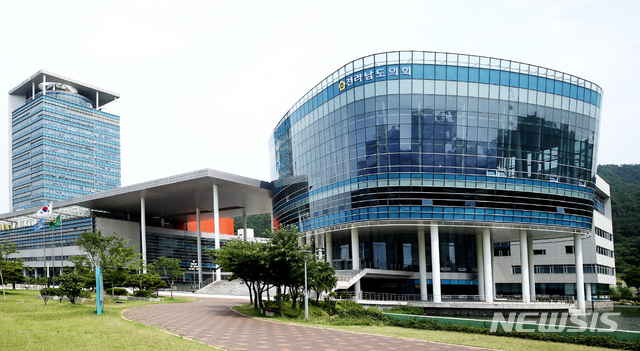 [무안=뉴시스] 전남도의회 전경. (사진=도의회 제공) photo@newsis.com