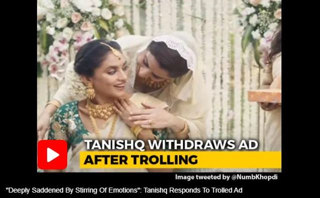 [서울=뉴시스]인도의 보석 브랜드 타니시크가 서로 종교가 다른 무슬림 시어머니와 힌두교도 며느리 간 대화를 담은 광고에 대한 온라인상의 반발에 따라 소셜미디어와 TV에서 광고를 중단했다. <사진 출처 : 印 NDTV 동영상 캡처>