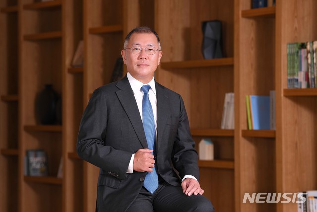 [서울=뉴시스]현대자동차그룹은 14일 화상 이사회를 열어 정의선 수석부회장을 신임 회장으로 선임했다. (사진=현대자동차그룹 제공) 2020.10.14.&nbsp; photo@newsis.com